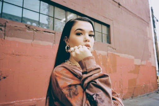 Lola Young (Singer) Age, Biography, Net Worth, Career