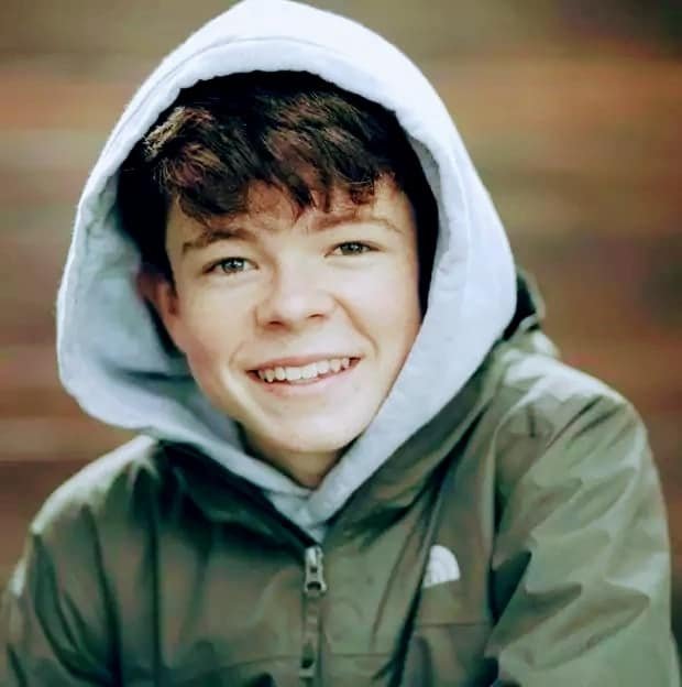 Paddy Holland Biography, Parents, Girlfriend, Birthday, Age, Net Worth, Siblings, Height, Wiki