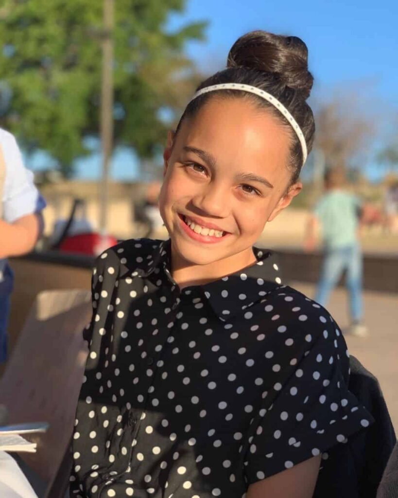 Chloe De Los Santos Parents, Birthday, Sibling, Age, Biography, Height, Wiki