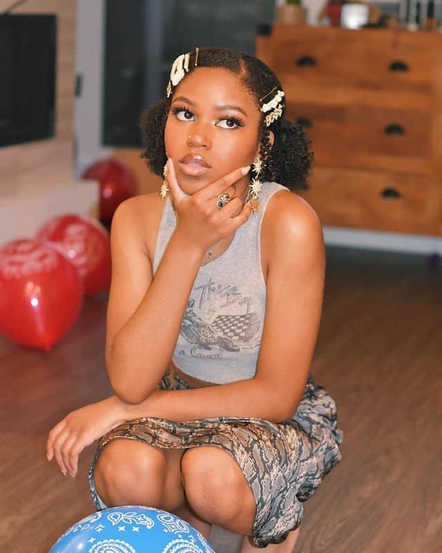 Riele Downs Age, Net Worth, Biography, Boyfriend, Birthday, Height, Wiki