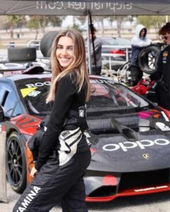 Emelia Hartford Age, Biography, Boyfriend, Net Worth, Cars, Wiki