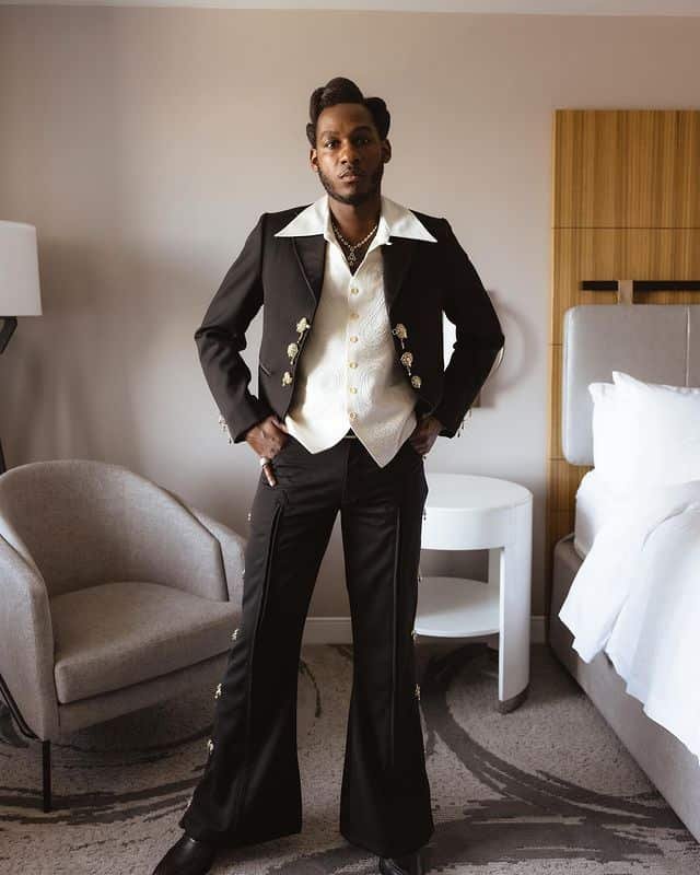 Leon Bridges Biography, Net Worth, Partner, Age